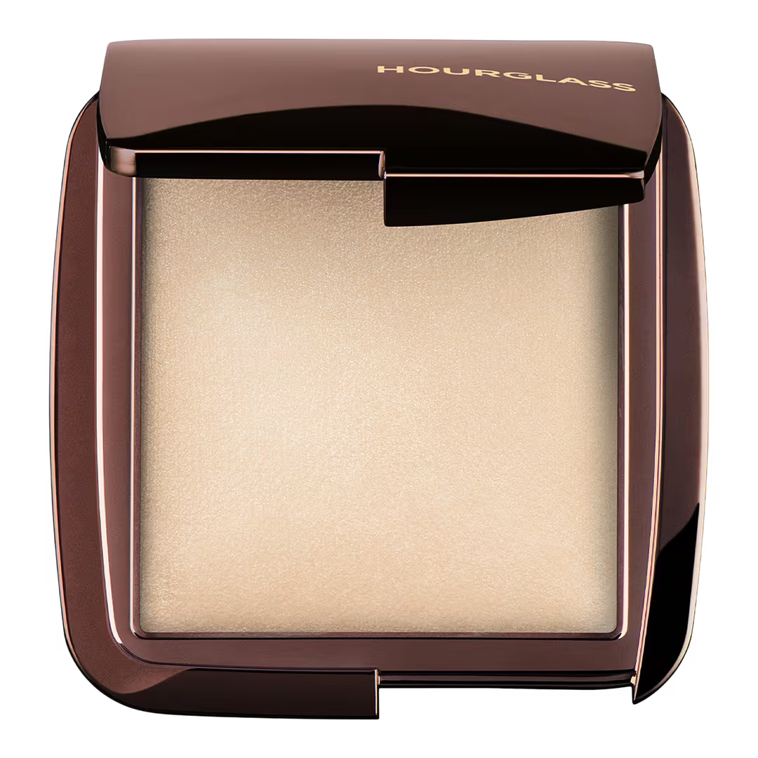 HOURGLASS  Ambient Lighting Powder Diffused Light