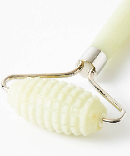 THE JADE MASSAGE TEXTURED FACIAL ROLLER