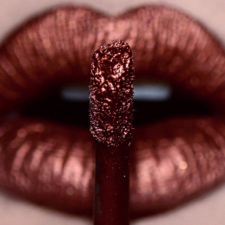 Metallic Velvetines Liquid Matte Lipstick - shade: Lana