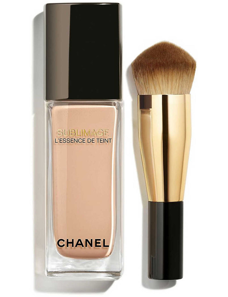 Chanel Ultra Le Teint Ultrawear All-Day Comfort Flawless Finish Compact Foundation - BR152